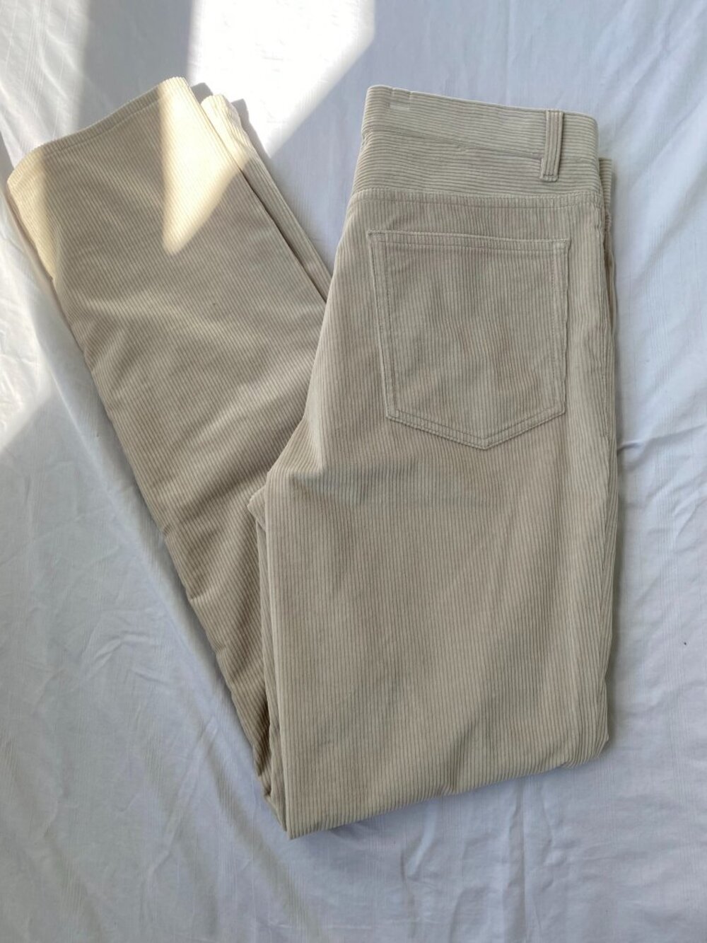 Theory mens standard 5 pocket crosby corduroy alabaster cream P1074202 NWT